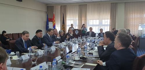 ЕХ-той хийж буй худалдааг хөнгөвчлөх, дэмжих чиглэлээр хамтарсан уулзалт хийлээ