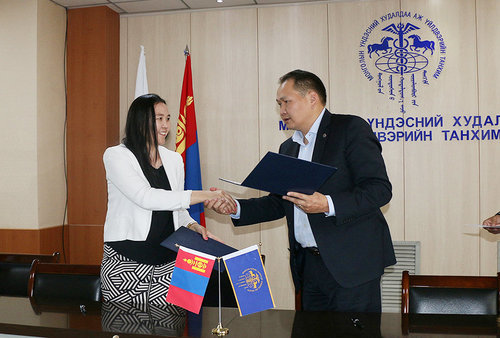 МҮХАҮТ, Жендэрийн Үндэсний Хороотой санамж бичиг байгууллаа