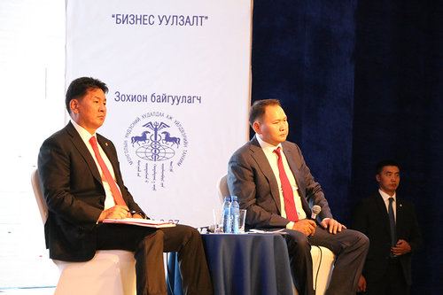 Ерөнхий сайд У.Хүрэлсүх бизнес эрхлэгчидтэй уулзлаа