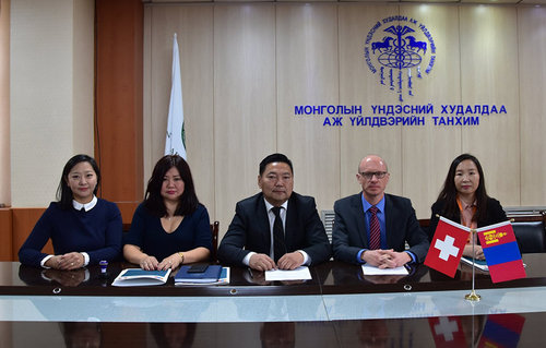 BPN сантай хамтарч ЖДҮ эрхлэгчдэд мэдээлэл хүргэнэ