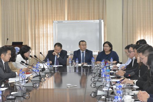 Тээвэр ложистикийн салбарын хөгжилд төр-хувийн хэвшлийн оролцоо сэдэвт уулзалт, хэлэлцүүлэг боллоо