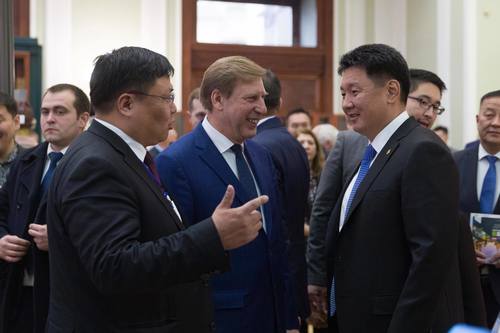 ОХУ-д ноолуурын эрэлт бий болгож, жигнэсэн махыг нэгдсэн бодлогоор экспорлоход хамтарч ажиллана