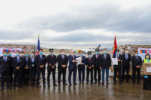 Монгол Улсад үйлдвэрлэгдсэн эрүүл мэндийн хамгаалах хэрэгсэл АНУ-г зорьлоо