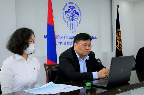 Орон нутагт хэрэгжүүлэх туршилтын төслийг 21 аймгийн салбар Танхимуудад танилцууллаа