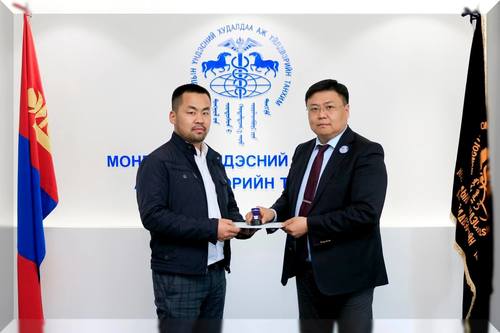 Кластер дээр суурилсан уул уурхайн бус экспортын тогтолцоог хөгжүүлнэ