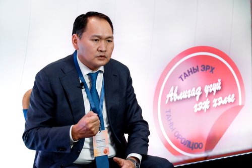 МҮХАҮТ-ын Ерөнхийлөгч О.Амартүвшин “Авлигын эсрэг үндэсний чуулган 2021”-д оролцож авлигыг халах шаардлага хийгээд арга замын талаар байр сууриа хуваалцлаа