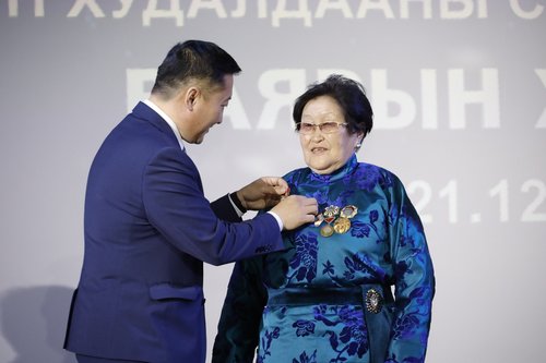 mongolchamber/image/2021/12/27/24txrrjna4er8cua/270206832_4290749151029496_5370279271613831731_n