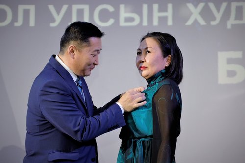 mongolchamber/image/2021/12/27/78cbnefmid89ph04/270173363_4290749621029449_2317960628639839233_n