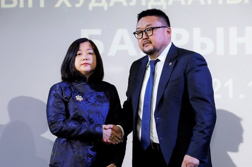 mongolchamber/image/2021/12/27/e50zj69fd568kbq3/270210714_4290750514362693_8394086265745112437_n