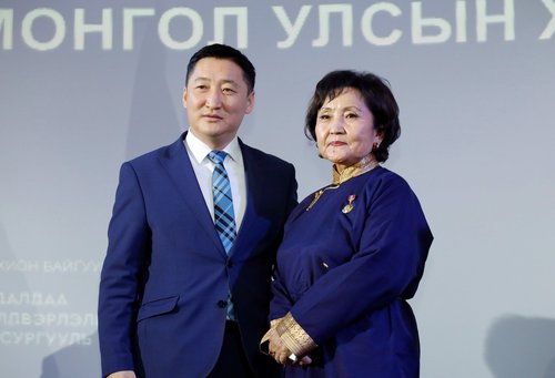 mongolchamber/image/2021/12/27/fmlnoauwy0tbu1qu/270204123_4290748937696184_2420264249111414112_n