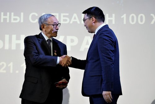 mongolchamber/image/2021/12/27/ge6olcwqhwidq9da/270185144_4290748377696240_2726381299184053592_n