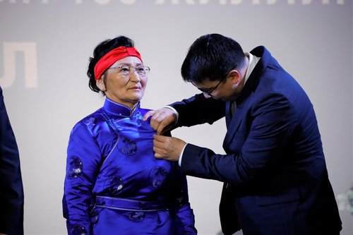 mongolchamber/image/2021/12/27/yo8ajdxzsqxb5bmg/270192668_4290747841029627_2830673560686984188_n