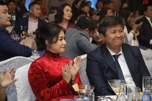 mongolchamber/image/2021/12/29/jyan9swhozz1tynf/270217245_37