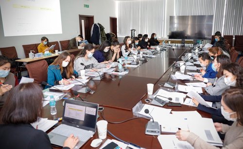 Хөдөлмөрийн тухай хуулийн цогц сургалтыг зохион байгууллаа