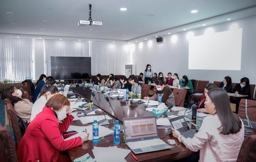 Хөдөлмөрийн тухай хуулийн цогц сургалтыг зохион байгууллаа