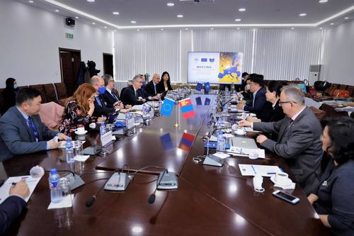 Европын Холбооны өндөр түвшний айлчлалын хүрээнд төлөөлөгчид МҮХАҮТ, Монгол - Европын ХАҮТ болон Кластеруудтай уулзалт хийлээ