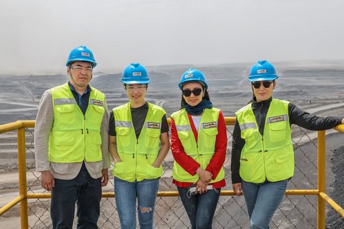 mongolchamber/image/2022/05/30/27cr0wft44kssl5w/285012980_47