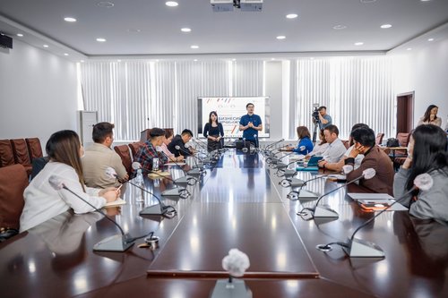 Бизнес эрхлэгчдэд зориулсан “ковидын дараах бизнесийг эрчимжүүлэх менежментийн хөтөлбөр” сургалт эхэллээ