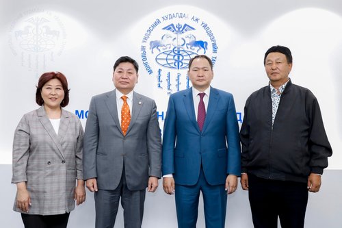 “Монголын Барилгын Үндэсний Ассоциаци” ТББ-тай цаашид хамтарч ажиллах чиглэлийн талаар санал солилцлоо
