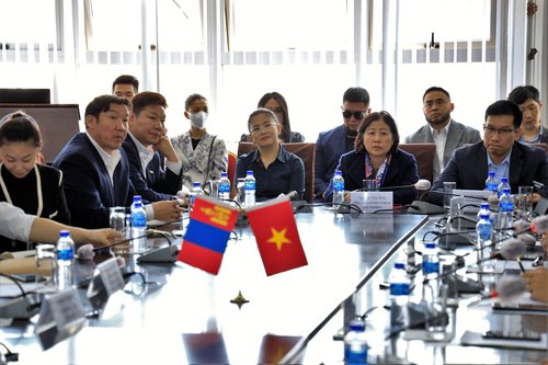 mongolchamber/image/2022/09/15/9ofvbb86603akg06/306332997_9