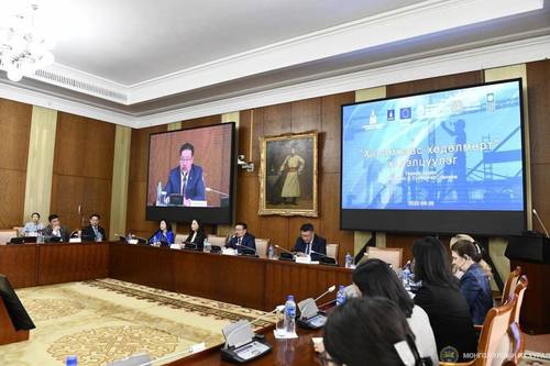 Бизнес эрхлэгчдэд ажлын байраа тэлэх боломжийг олгож, хөдөлмөр эрхлэлтийг дэмжих шаардлагатай байна