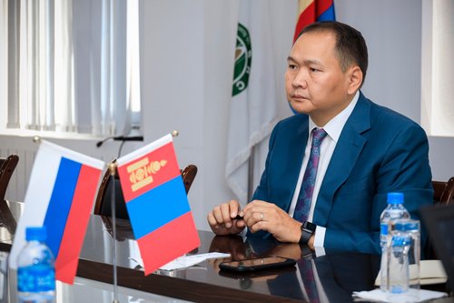 Ерөнхийлөгч О.Амартүвшин ОХУ-ын худалдааны төлөөлөгч Максим Васильевыг хүлээн авч уулзлаа