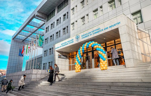 Монгол-Солонгосын хүнсний бүтээгдэхүүний үзэсгэлэнгээр зочлоорой