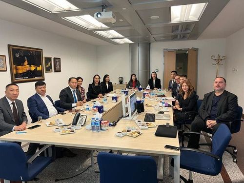 БНТУ-ын Танхим, Биржүүдийн холбооны үйл ажиллагаатай танилцаж, туршлага судаллаа