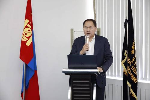 “Эмэгтэйчүүдийн эдийн засгийн чадавхыг бэхжүүлэх” хөтөлбөрийн дүнд 50 оролцогч бизнесээ эхлүүллээ