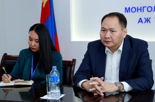 Өрсөлдөөн, хэрэглэгчийн эрхийг хамгаалах чиглэлээр хамтран ажиллана