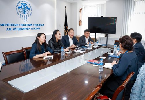 Олон Улсын Хөдөлмөрийн байгууллагын БНХАУ, Монгол Улсыг хариуцсан хөдөлмөрийн товчооны захирлыг хүлээн авч уулзлаа