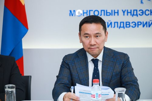 МҮХАҮТ-ын Ерөнхийлөгч Д.Энхтүвшин Японы Олон Улсын Хамтын Ажиллагааны Агентлаг (JICA)-ийн Монгол дахь Төлөөлөгчийн газрын дарга Танака Шиничи, Хөдөө аж ахуй, хувийн хэвшлийн хөгжлийн асуудал хариуцсан төлөөлөгч Накамүра Кэиго нарыг хүлээн авч уулзлаа