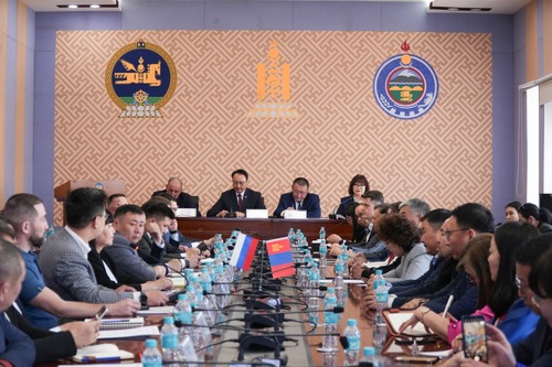 Баруун бүсийнхэн ОХУ, Хятадын зах зээлд гарч байж бизнесээ өргөжүүлж, орлогоо нэмэгдүүлнэ