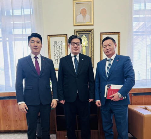 Монгол Улсын Ерөнхийлөгчийн зөвлөхүүд МҮХАҮТ-ын Ерөнхийлөгч Л.Төр-Одыг хүлээн авч, уулзлаа